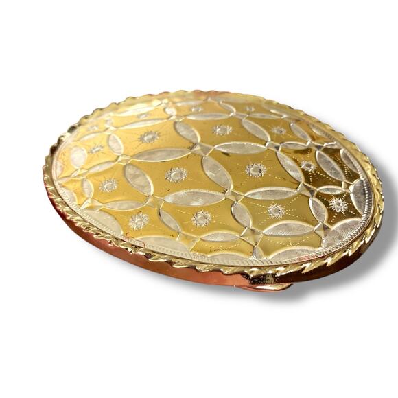 VNTG Western Belt Buckle Two Tone Silver Gold Oval Shaped Engraved Cowboy USA - Picture 3 of 8